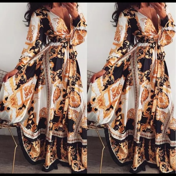 Long flowing Boho-styled wrap-dress - Picture 4 of 6